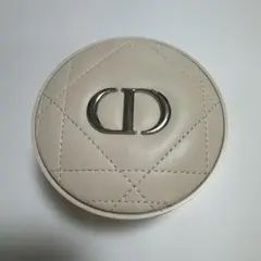 Dior ディオールスキンフォーエヴァークッションパウダー　フェアー
