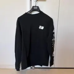NIKE ナイキ　黒 長袖カットソー グラフィックプリント