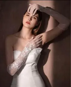 ウェディンググローブ 花柄刺繍 ホワイト