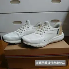 24.5 PUMA 白 スニーカー SOFTRIDE 箱無し