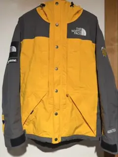 Supreme The North Face マウンテンパーカーのサムネイル