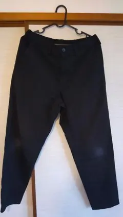 GU 黒 チノパン