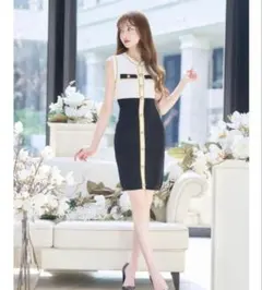 美品✨Emiriawiz バイカラーノースリーブサマーニットワンピース Sのサムネイル