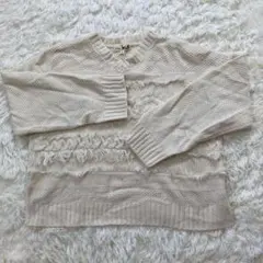 TITICACA アイボリー ショート丈フリンジニットのサムネイル