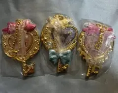 サンリオキャラクターズ きらっとマジカルチ ャーム　こぎみゅん　クロミ　キティ