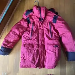 THE NORTH FACE ダウンジャケット レッド