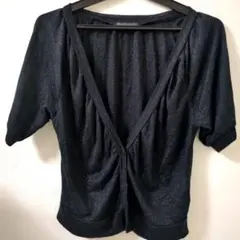 ラメ入り黒カーディガン ボタン付き