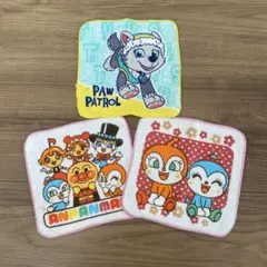 【新品未使用】アンパンマン パウパト タオル３枚　ハンカチ 入園準備 おしぼり