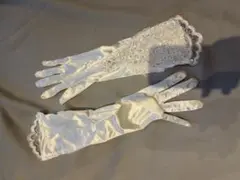 結婚式　手袋　白　レース　おしゃれ　ホワイトサテンレースウェディンググローブ