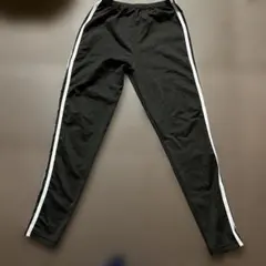 黒のポリエステルパンツ サイドストライプ　　レギンス