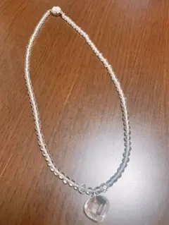 クリスタル ハート型ペンダント ネックレス