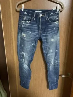 ダメージデニム ジーンズ　moussy