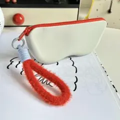 眼鏡型ホワイトケース ストラップ付き