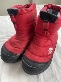 THE NORTH FACE ヌプシ　キッズブーツ