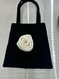 Bibiy. STEPHANIE BABY TOTE カーキ - メルカリ