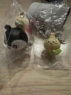 映画ちいかわ特典　ウサギ目印＆ウサギ・セイレーンプルバックカーセット