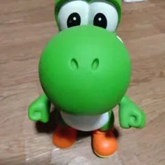 ヨッシー フィギュア 緑色