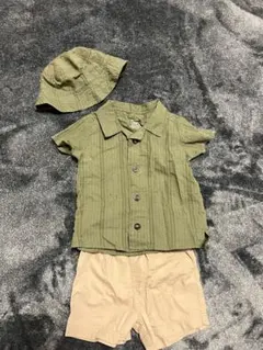 Carter's 3点セット 9M 半袖シャツ ハーフパンツ 帽子 アメリカ購入のサムネイル