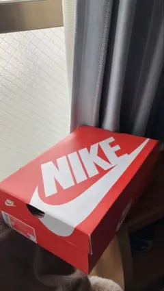 NIKE ブラック/イエロー スニーカー