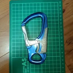 Item thumbnail for item ca6ff9ba-84ab-4c62-a338-cffe75fdda03