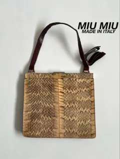 Item thumbnail for item a93e5928-8c04-4be8-bc29-eb85eefde1de