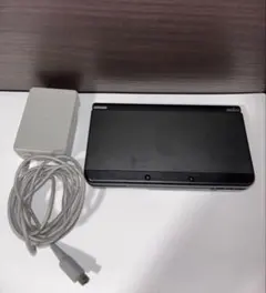 New ニンテンドー 3DS 本体 ブラック 充電器付き
