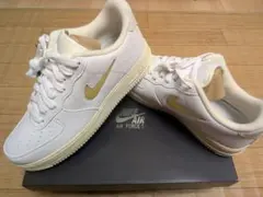 Nike/ナイキ Air Force 1 ホワイト/ゴールド