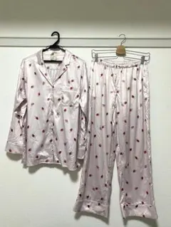 ジェラピケパジャマ　いちご柄