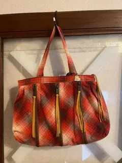 チェック柄ショルダーバッグ レッド系　未使用品