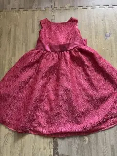 ピンク花柄レースドレス