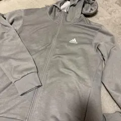 adidas パーカー ランニングウェア