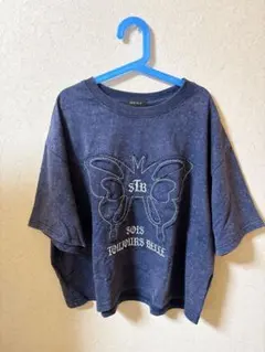 美品★蝶々デザイン半袖カットソー Mのサムネイル