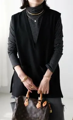 BONJOUR SAGAN ブラック Vネックベスト