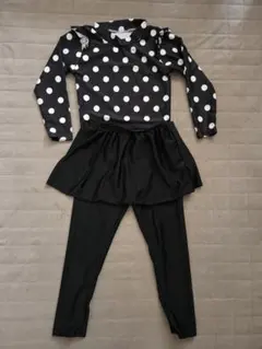 ベビーキッズ　女の子　水着セパレート　ドット柄