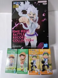 ワンピースワールドコレクタブルフィギュア4個、ボニーフィギュア　計5個