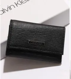 Calvin Klein ブラックキーケース