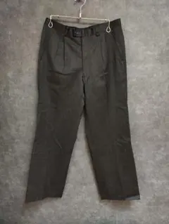 LANVIN ランバン ダークグレー プリーツ スラックス 82のサムネイル