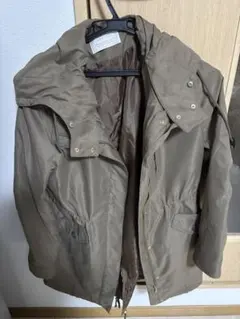 カーキ フード付きジャンパー