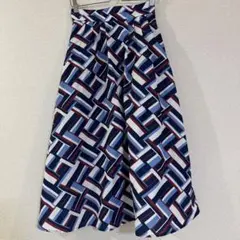 Mila Owen 幾何学模様 フレアスカート