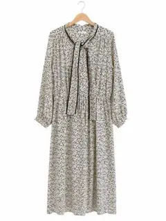 OLIVE des OLIVE ボウタイ付き ドット柄 ワンピースのサムネイル