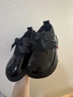 ブラック リボン付きフォーマルシューズ