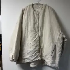 DISCOAT ノーカラー中綿ジャケット 白色