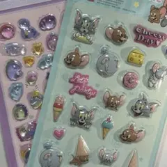 レ*コ様 【大特価】トム＆ジェリーぷくぷくシール　キラキラぷっくりシール　2枚セ