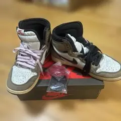 Travis Scott × Nike Air Jordan 1 Highのサムネイル