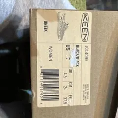 KEEN UNEEK ブラック/ブラック US 7