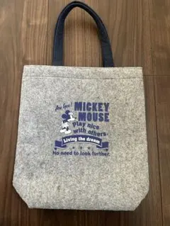 Item thumbnail for item 7da986e4-b29b-40d8-b756-5f439c374f88