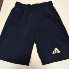 adidas半ズボン サッカースポーツネイビー色