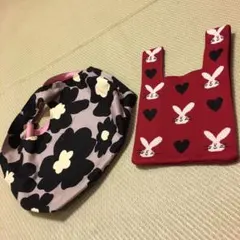 未使用　ハンドメイド布バッグ　マリメッコ風、赤兎ニットミニバッグの２点セット