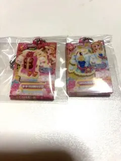 【28日まで値下げ】アイカツ　だれでもアイドル活動アクリルチャーム　あかり2個