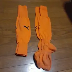 Pumaプーマ　オレンジ ソックス&カーフソックス 2足セット　サイズ22～24